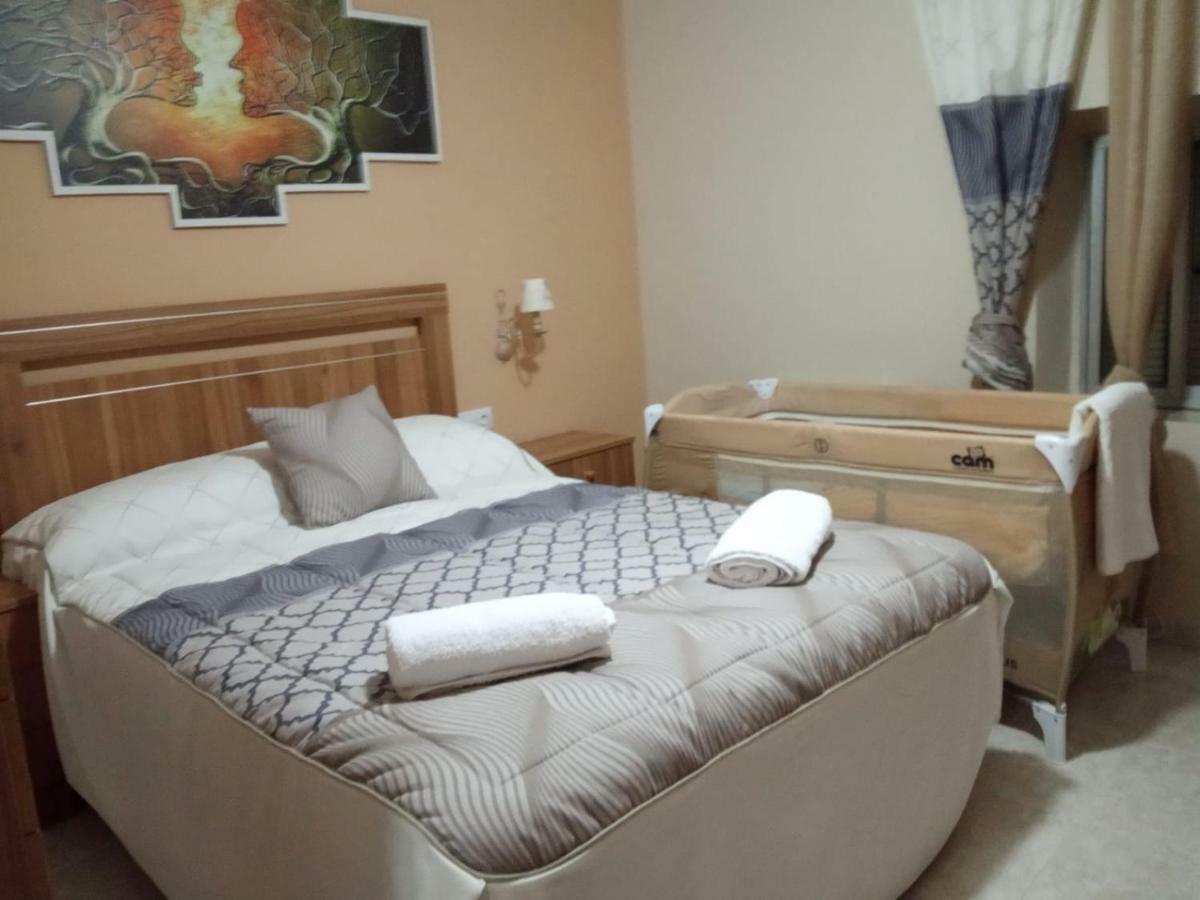 Apartamento Turistico La Victoria Trujillo Ngoại thất bức ảnh